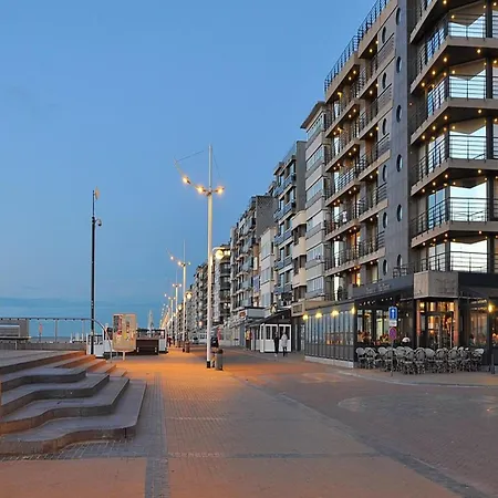 In Near The Sea, Cleaning Included Apartment Koksijde