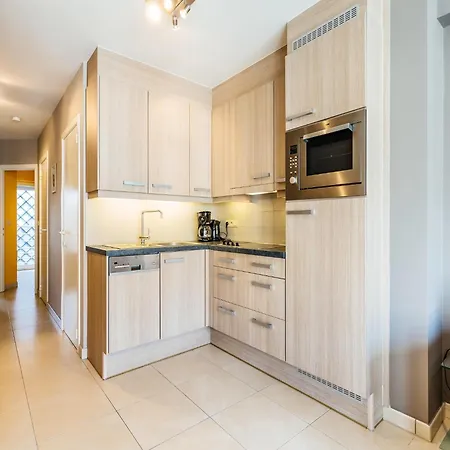 In Near The Sea, Cleaning Included Apartment Koksijde